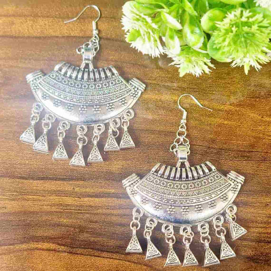 Silver Elegant Earring - Saajha Fashion